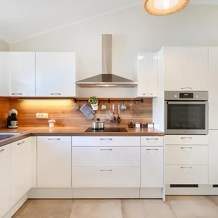 Aurora Holiday home Pula