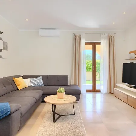 Aurora Holiday home *