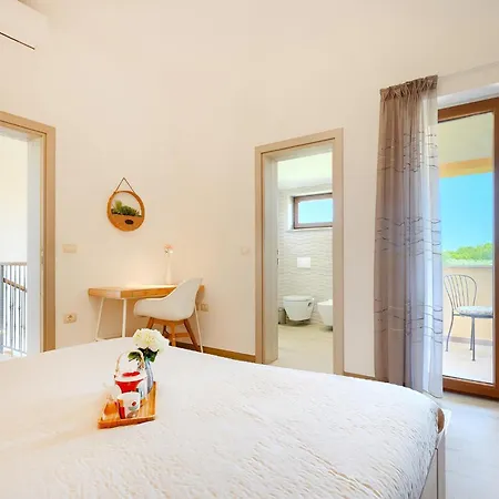 Aurora Holiday home