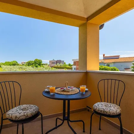 Aurora Holiday home Pula