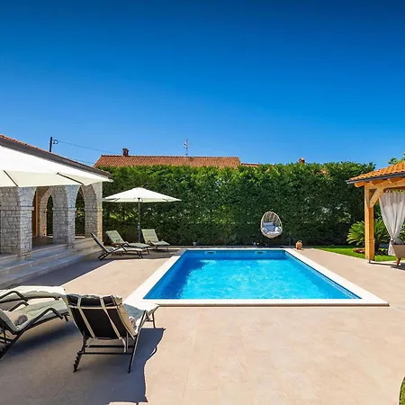 Aurora Holiday home *