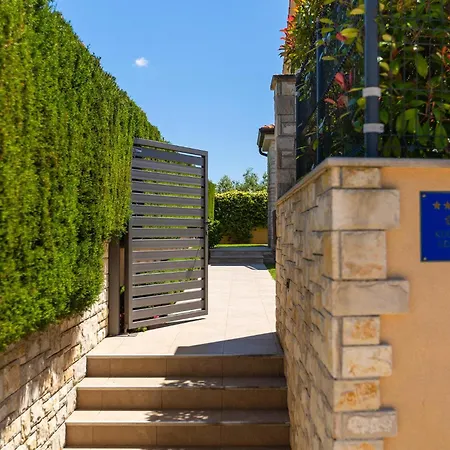 Aurora Holiday home *