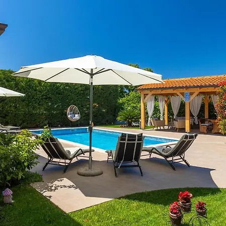 Holiday home Aurora Pula