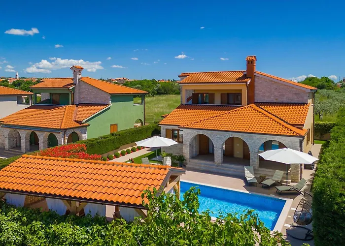 Aurora Tatil Evi