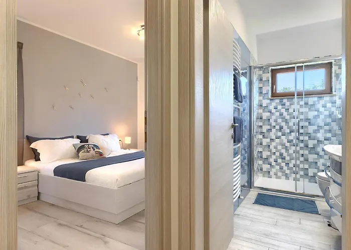 Aurora Tatil Evi Pula